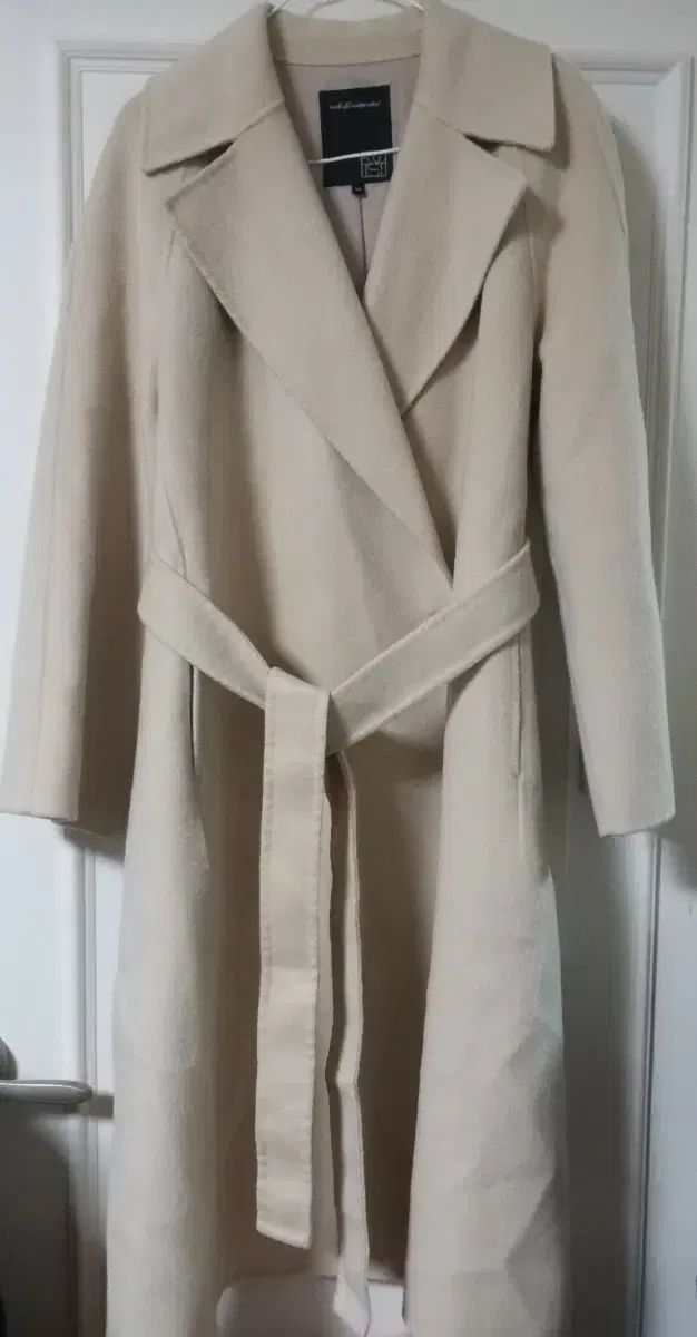 EGOIST ハンドメイド ベルト付き アイボリー ロングコート