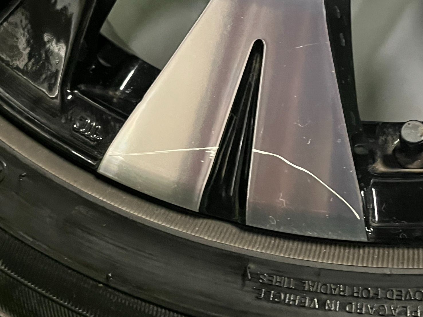  バリ溝 !! DAD ギャルソン 18 in 7 5 J 45 PCD 139 ウィンラン 225 50 R ハイエース レジアスエース キャラバン E エルグランド 18インチ タイヤ ホイールセット