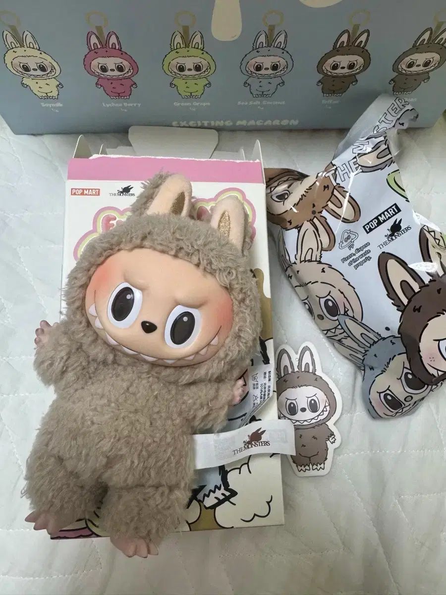 新作入荷，安い ポップマート ラブブ マカロン トフィー その他