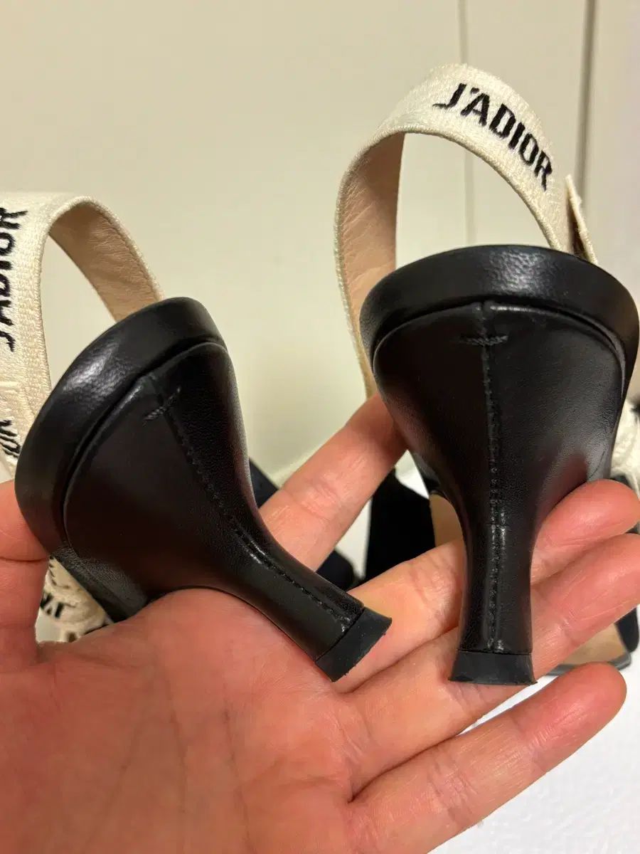 ディオール J'ADIOR ブラック パンプス スリングバック (34 5) - メルカリ