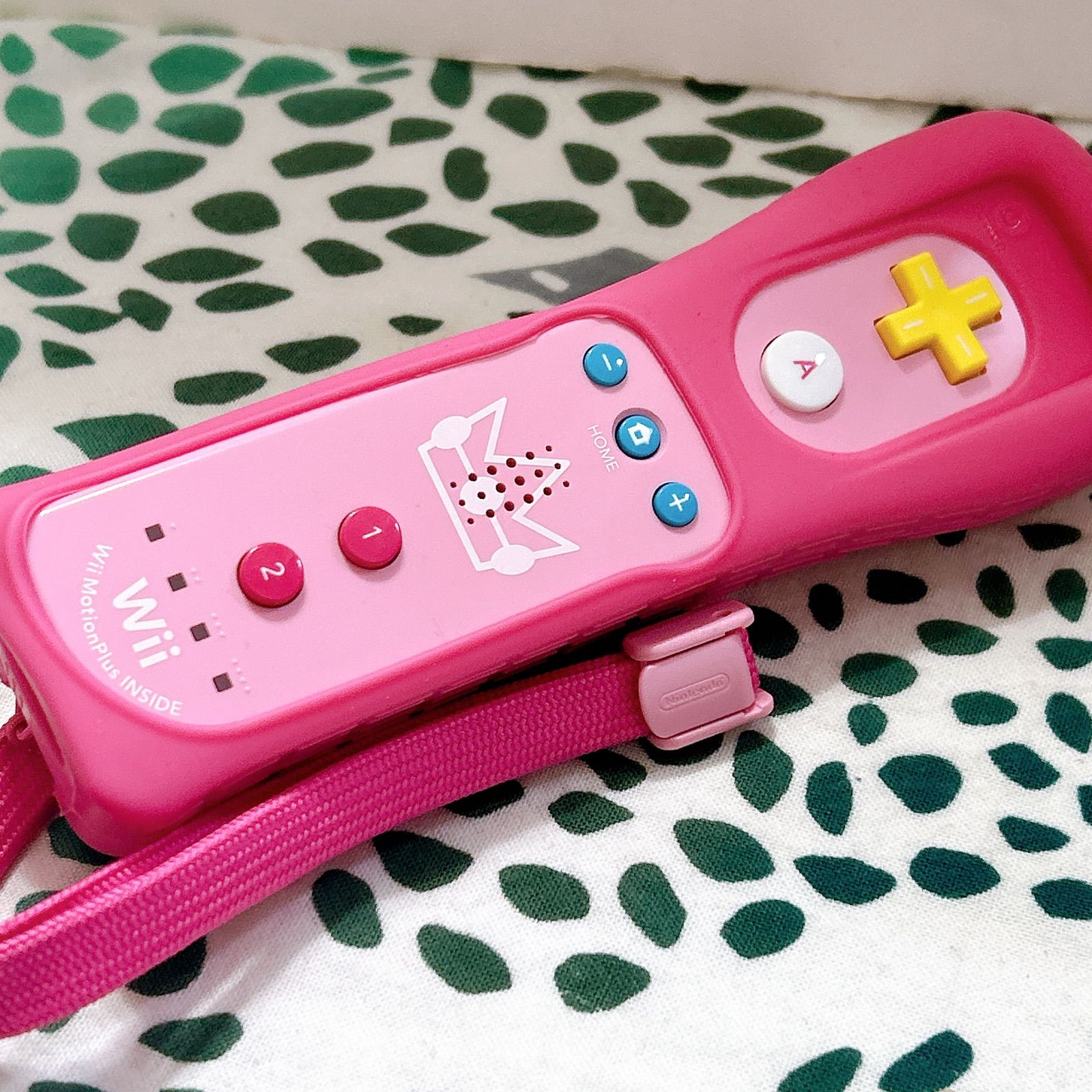 Wiiリモコンプラス ピンク ピーチ姫デザイン✨任天堂 純正品 RVL-036