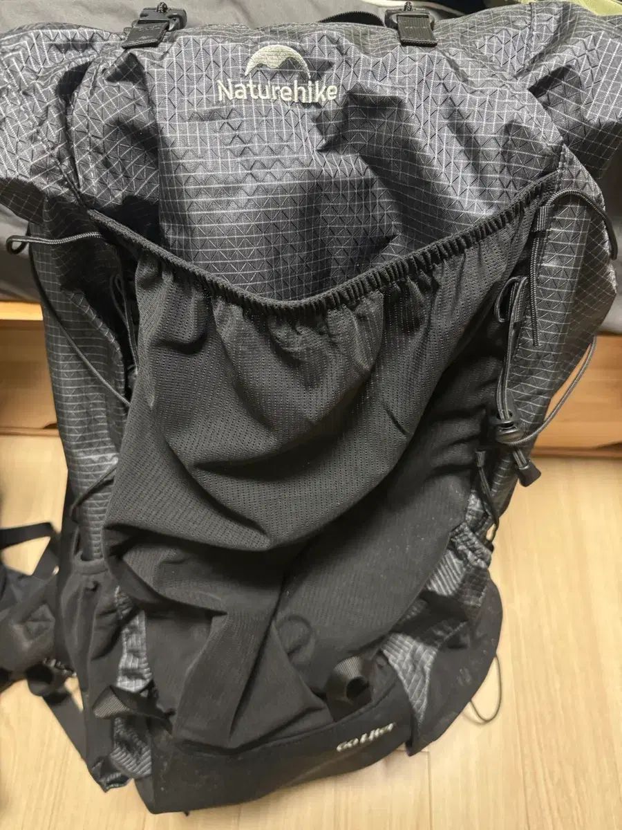 ネイチャーハイク 60 L リュック