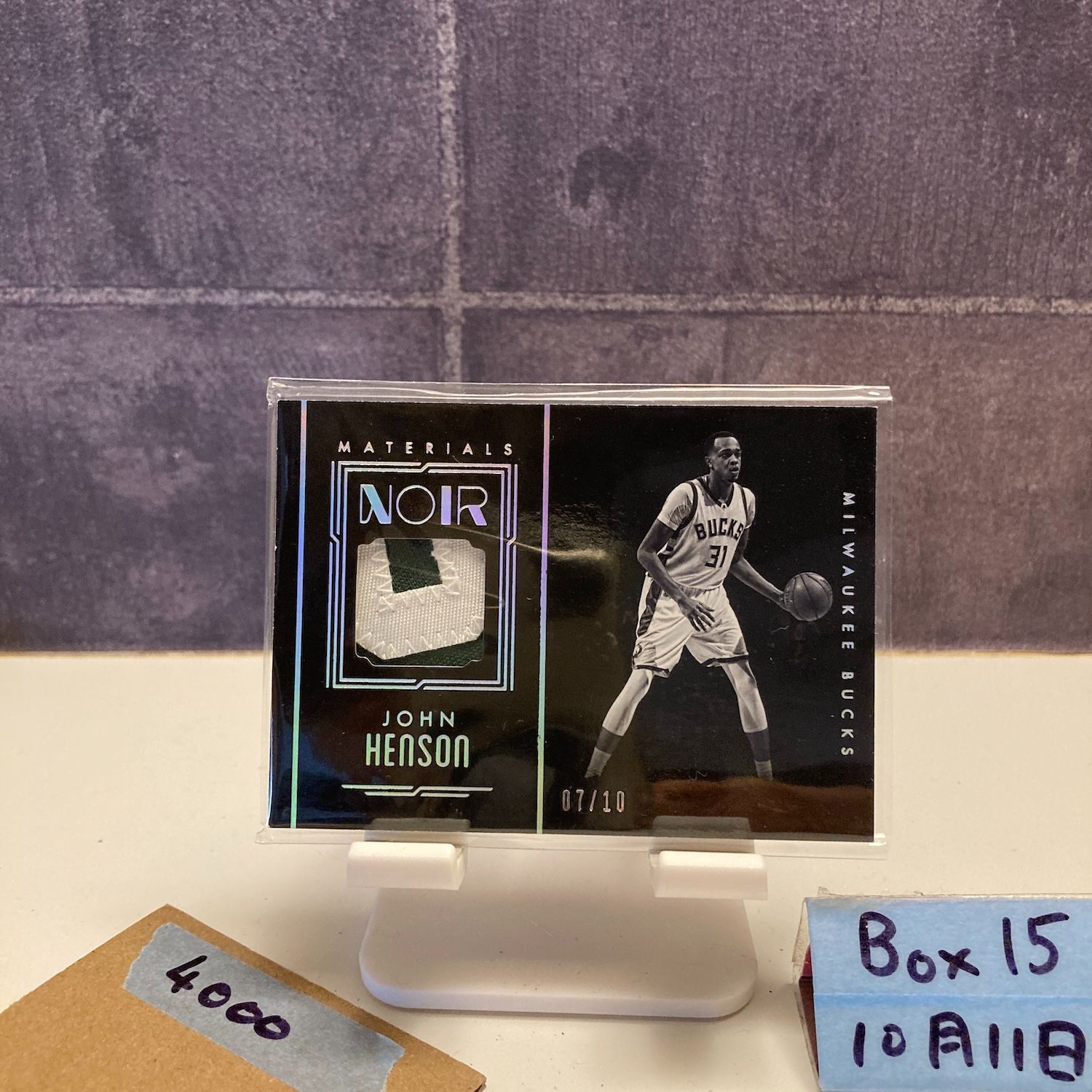 ゼイ・ジョーンズ [パッチカード] 2016-17 Panini Noir John Henson 07/10 Milwaukee Bucks ジャージ