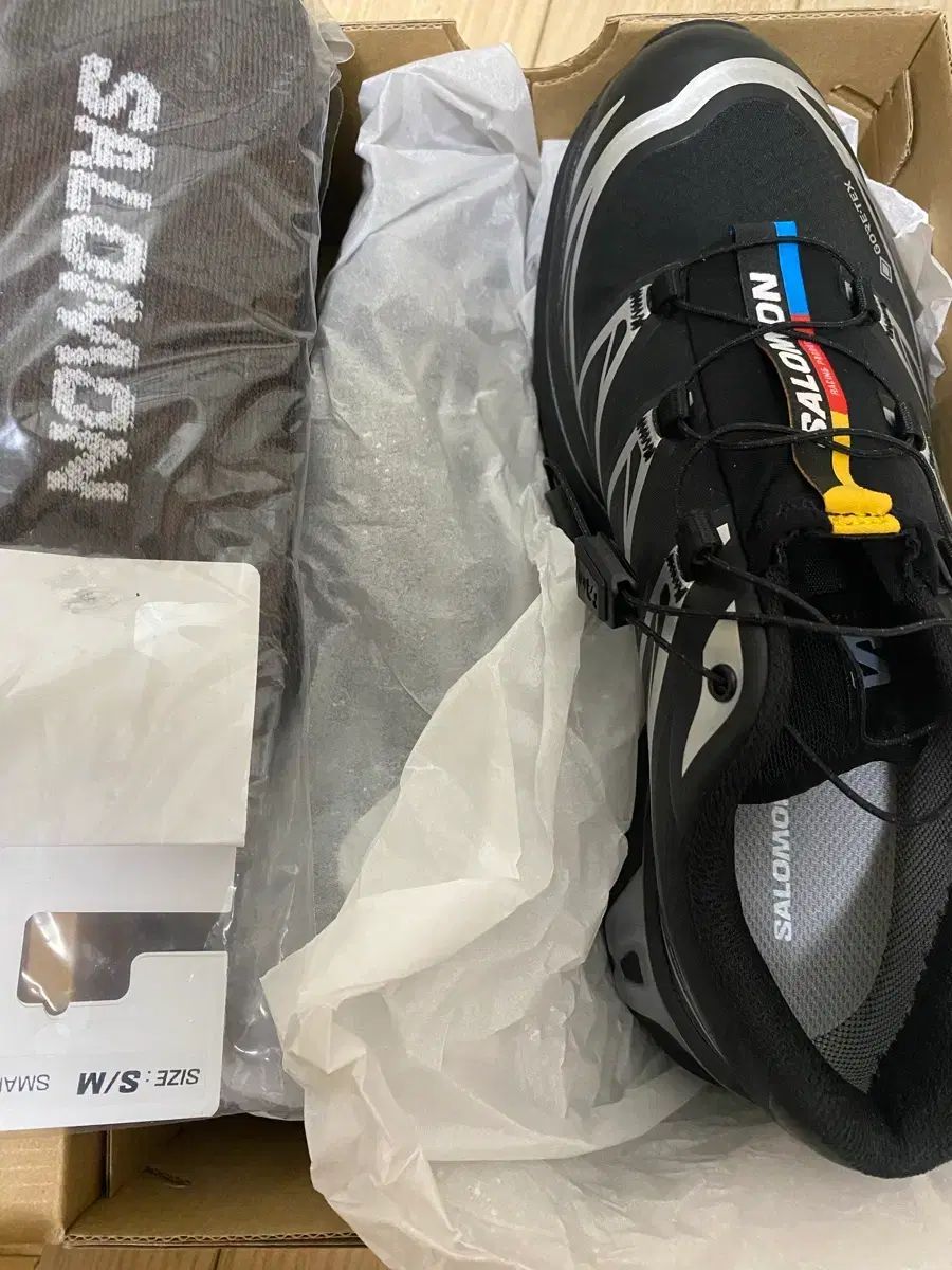 SALOMON サロモン XT-6 GTX 靴下含む
