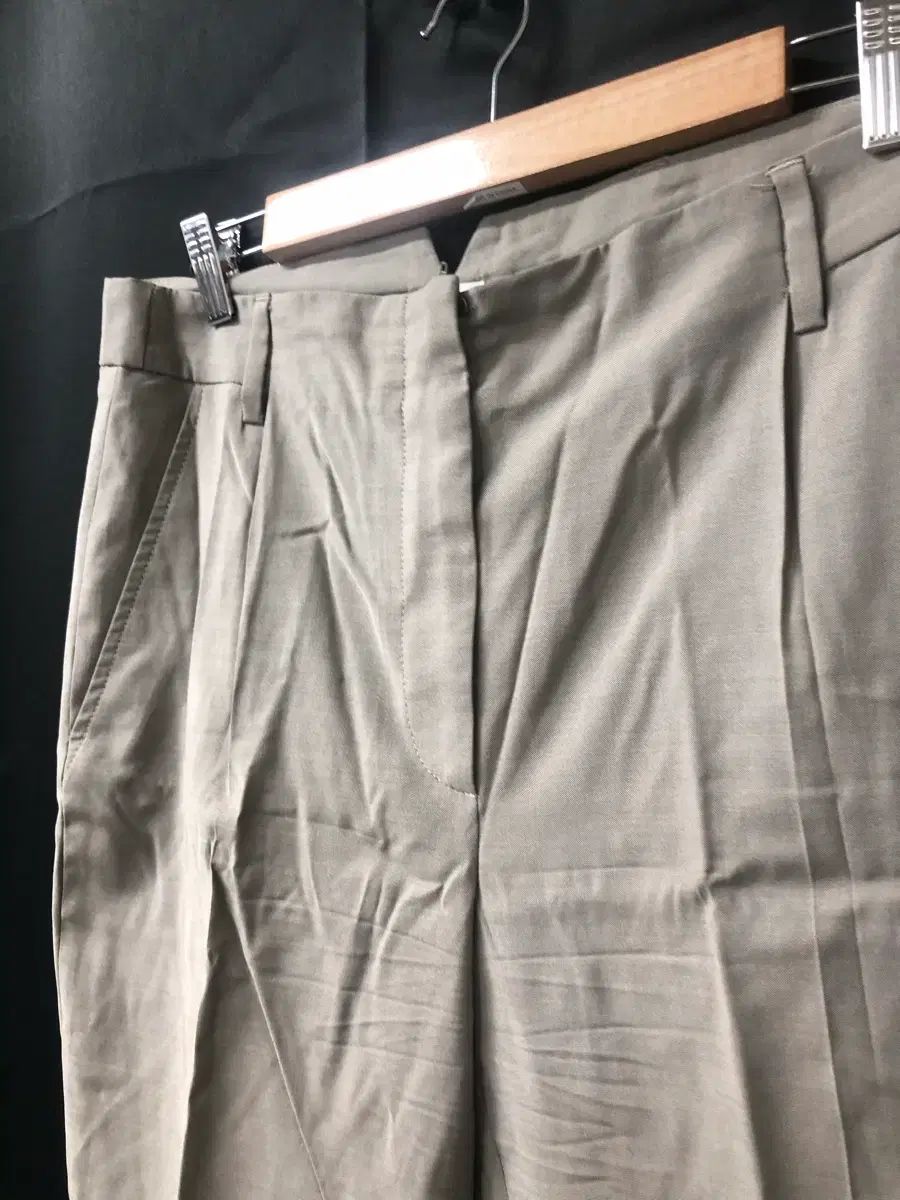 BRUNELLO CUCINELLI ブルネロクチネリ ベージュ コットン パンツ スラックス