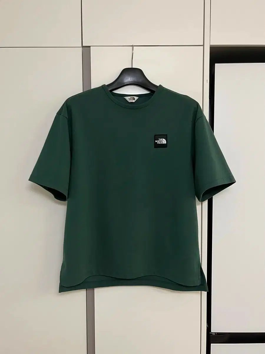 THE NORTH FACE ザ・ノース・フェイス 半袖Tシャツ