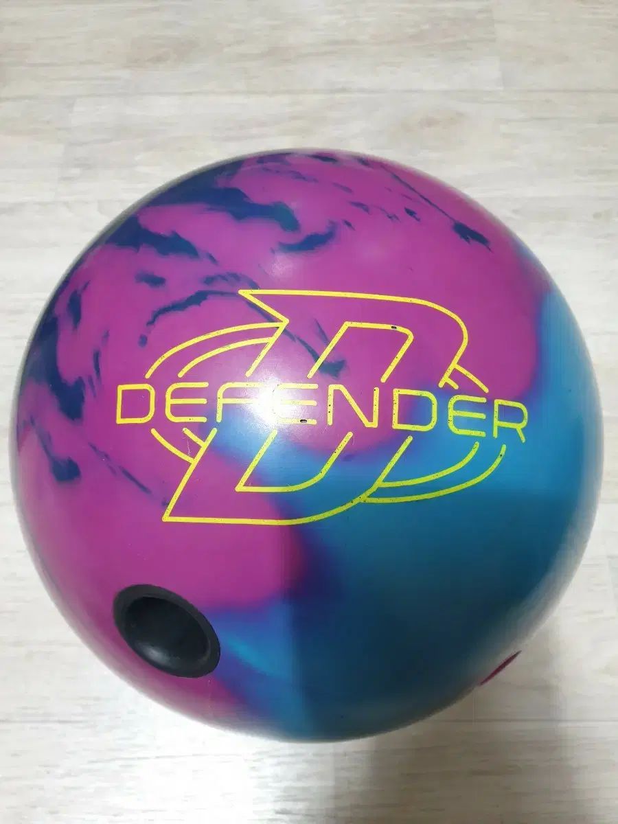 未使用 ボーリング 15ポンド ブランズウィック ディフェンダー BRUNSWICK（ブランズウィック） ディフェンダー 15パウンド - メルカリ