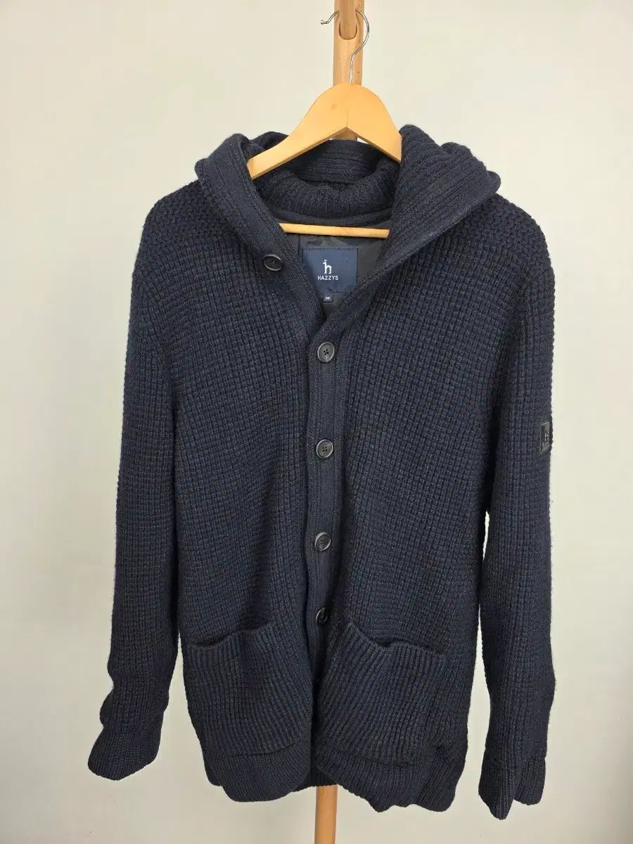 HAZZYS メンズ 防風 ニット フード カーディガンです 実寸バスト 55 そう丈 80