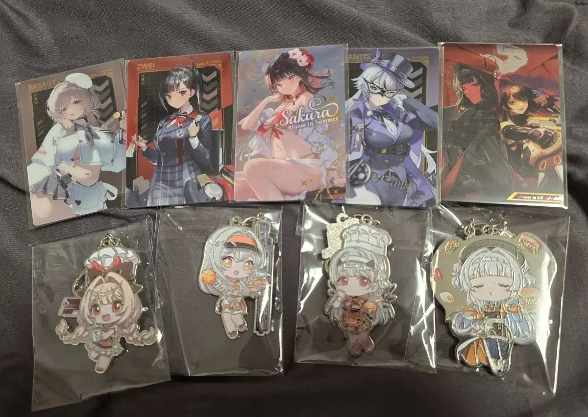 勝利の女神：NIKKE(ニケ) キーホルダー 4個 - メルカリ