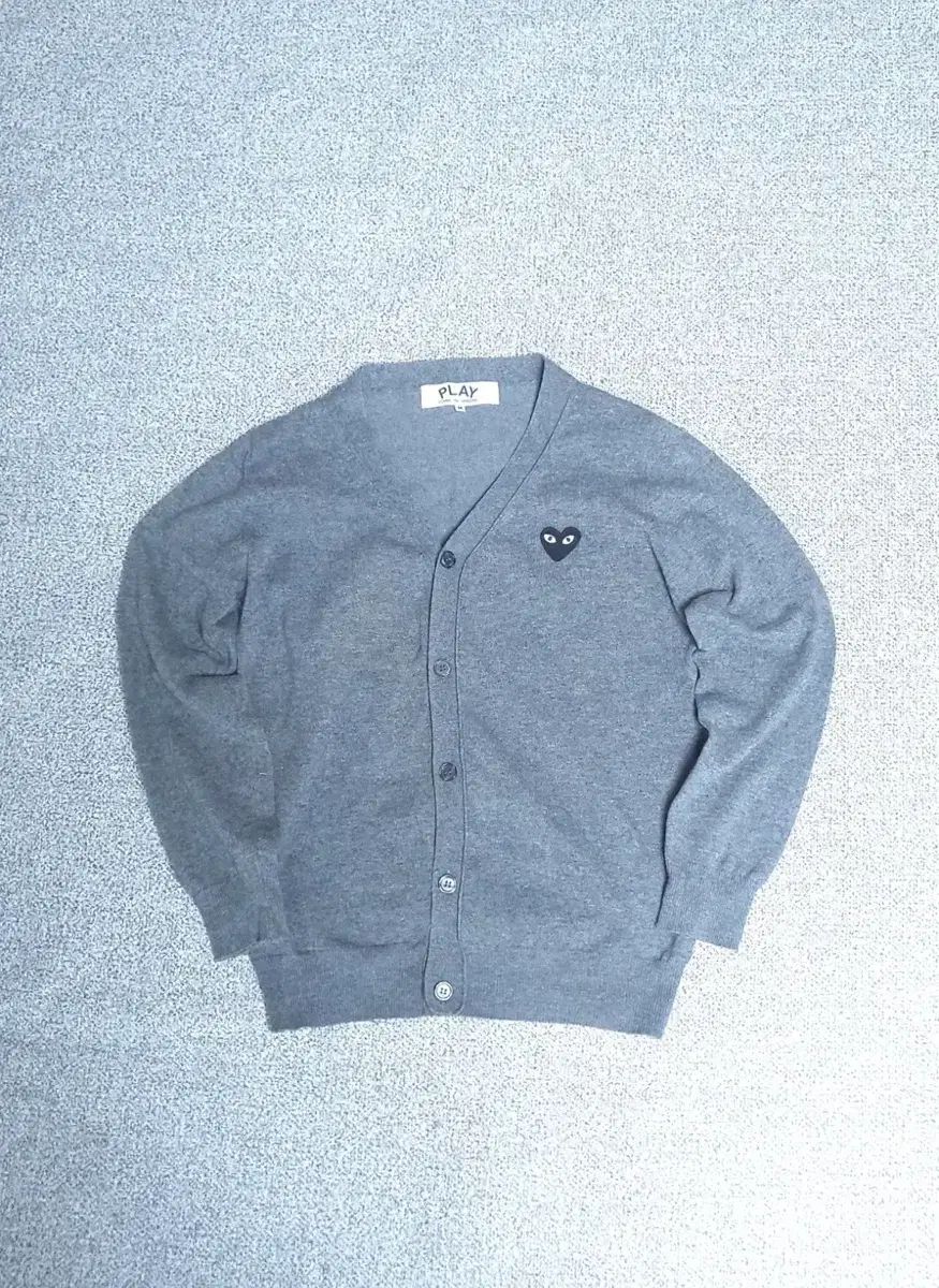 コム デ ギャルソン PLAY カーディガン M