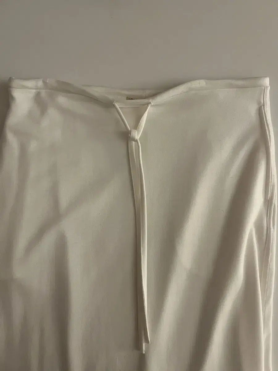 lfm ドローストリングマキシスカート ホワイト フリー