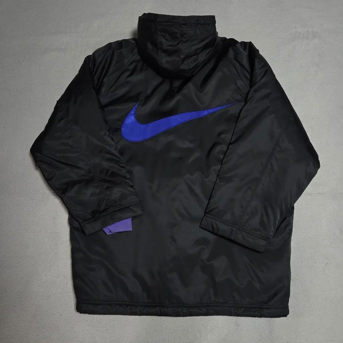 100 NIKE ビックロゴ アウター ロング丈 ダウンジャケット アウター ジップアップ L