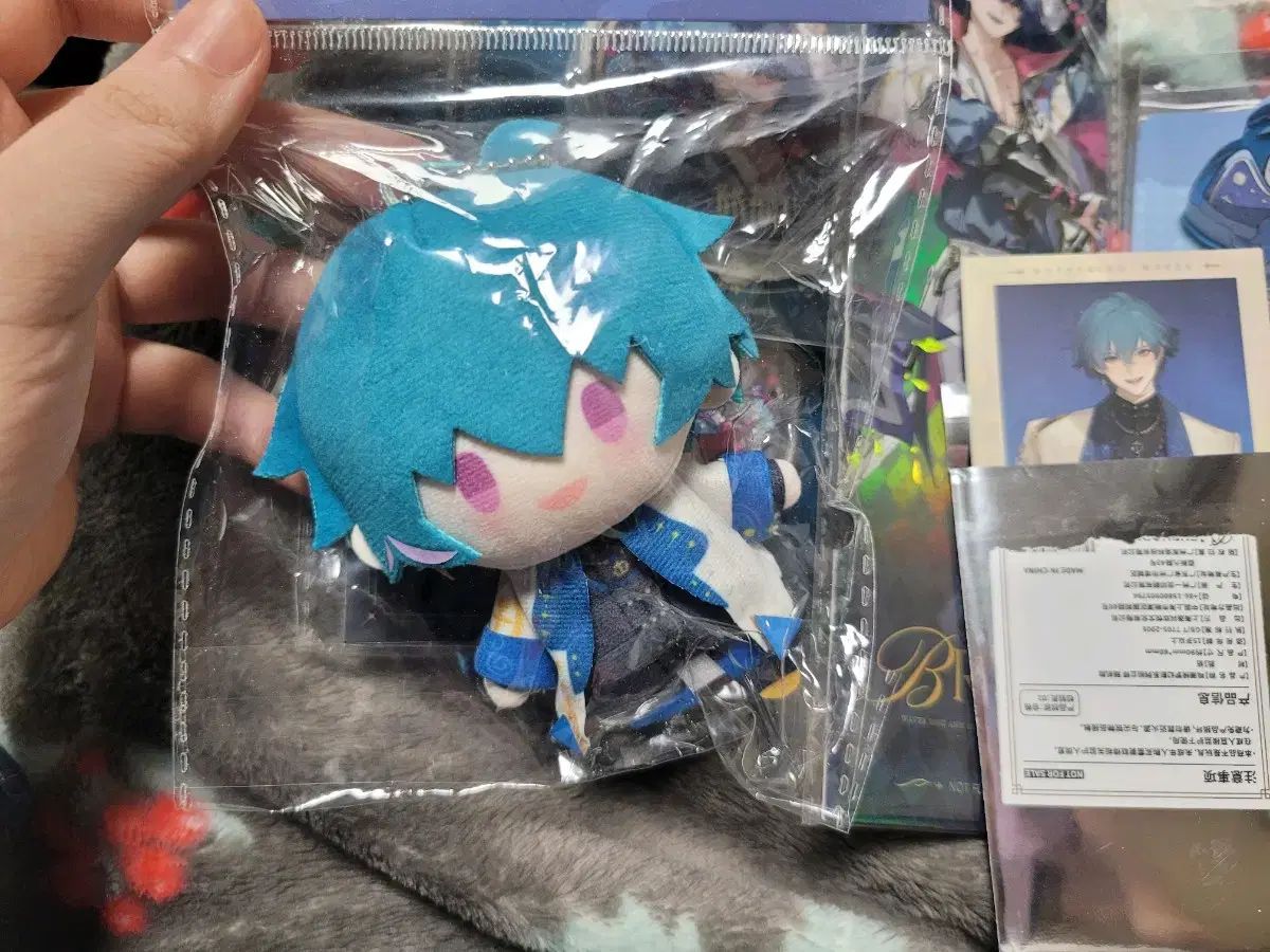 明朝ブレント グッズセット 缶バッジ ギム 特典トレカ コロッタ等