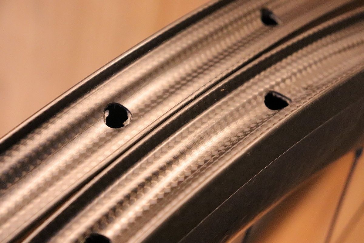 ジップ ZIPP 404 FIRECREST TUBERESS DISC カーボン チューブレス