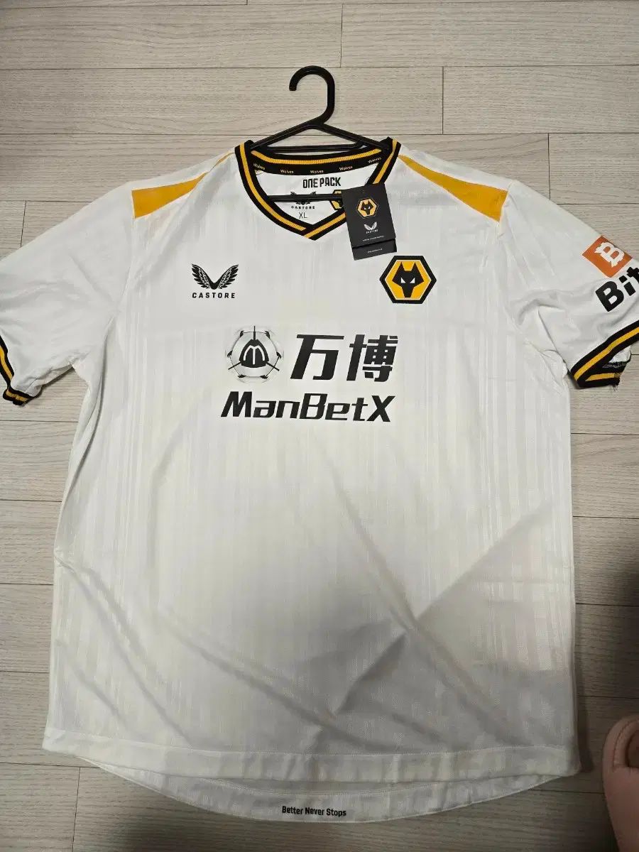 ウルヴァーハンプトン 21/22 ファン・ヒチャン XL 新品 - メルカリ