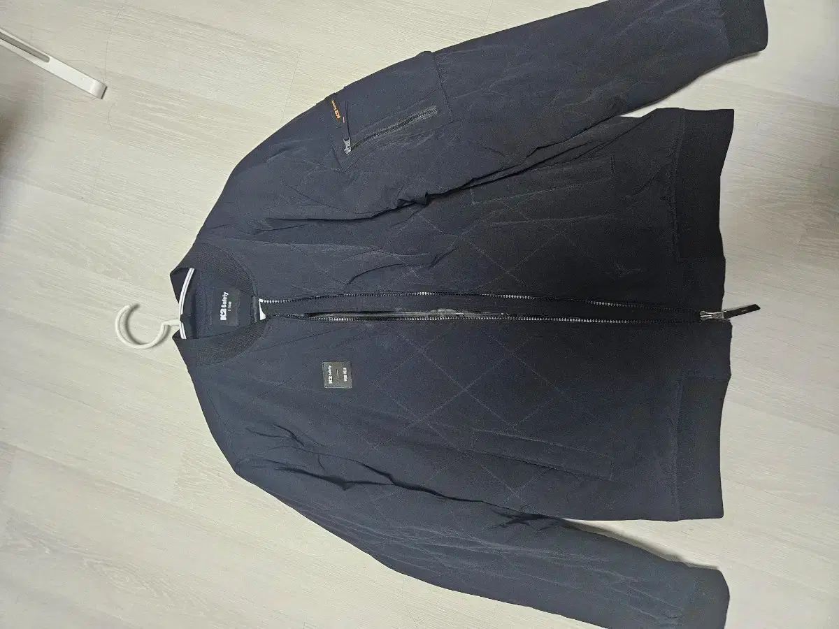 人気 【琥珀様専用】エンジェルオーラクォーツのきつねさん形