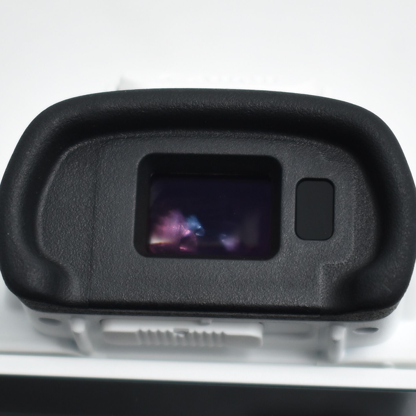  B 10390 Canon ミラーレス一眼カメラ EOS R 50 標準ズームレンズキット RF S 18 45 ホワイト APS C 約376 g ミラーレス一眼 デジタルカメラ