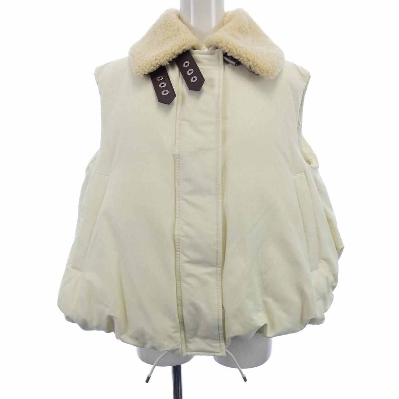 ロエベ LOEWE ベスト