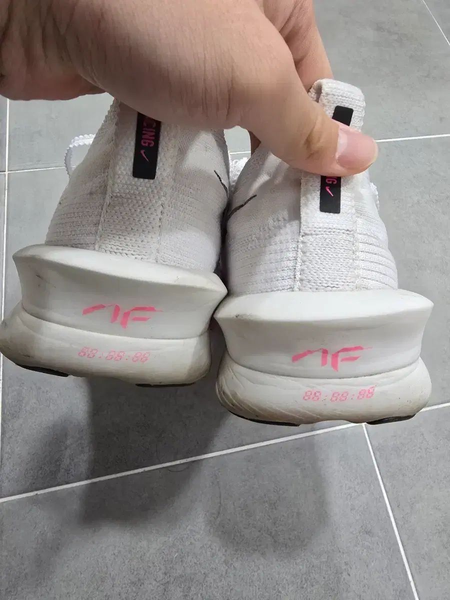 ナイキ アルファフライ3