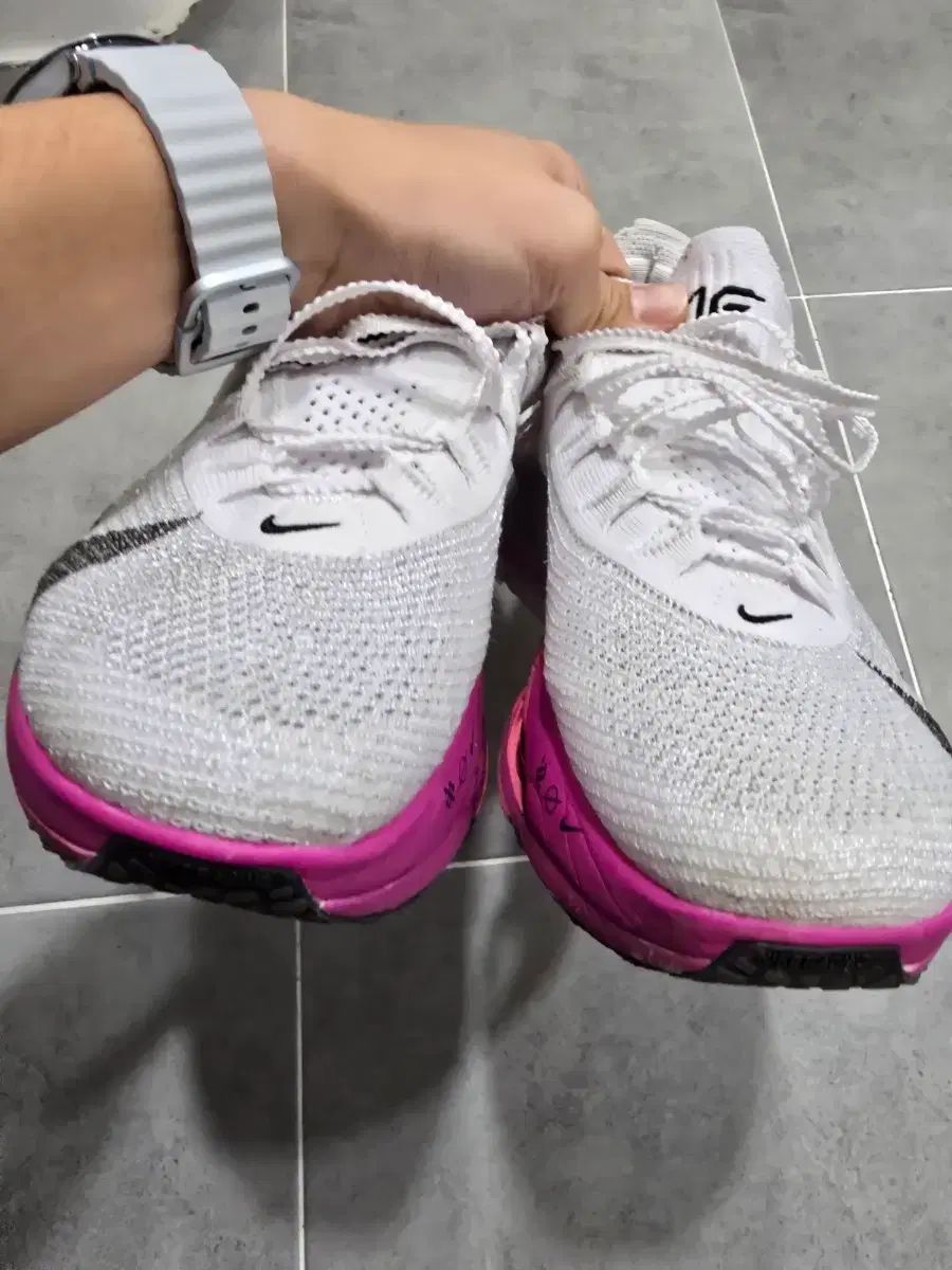 ナイキ アルファフライ3