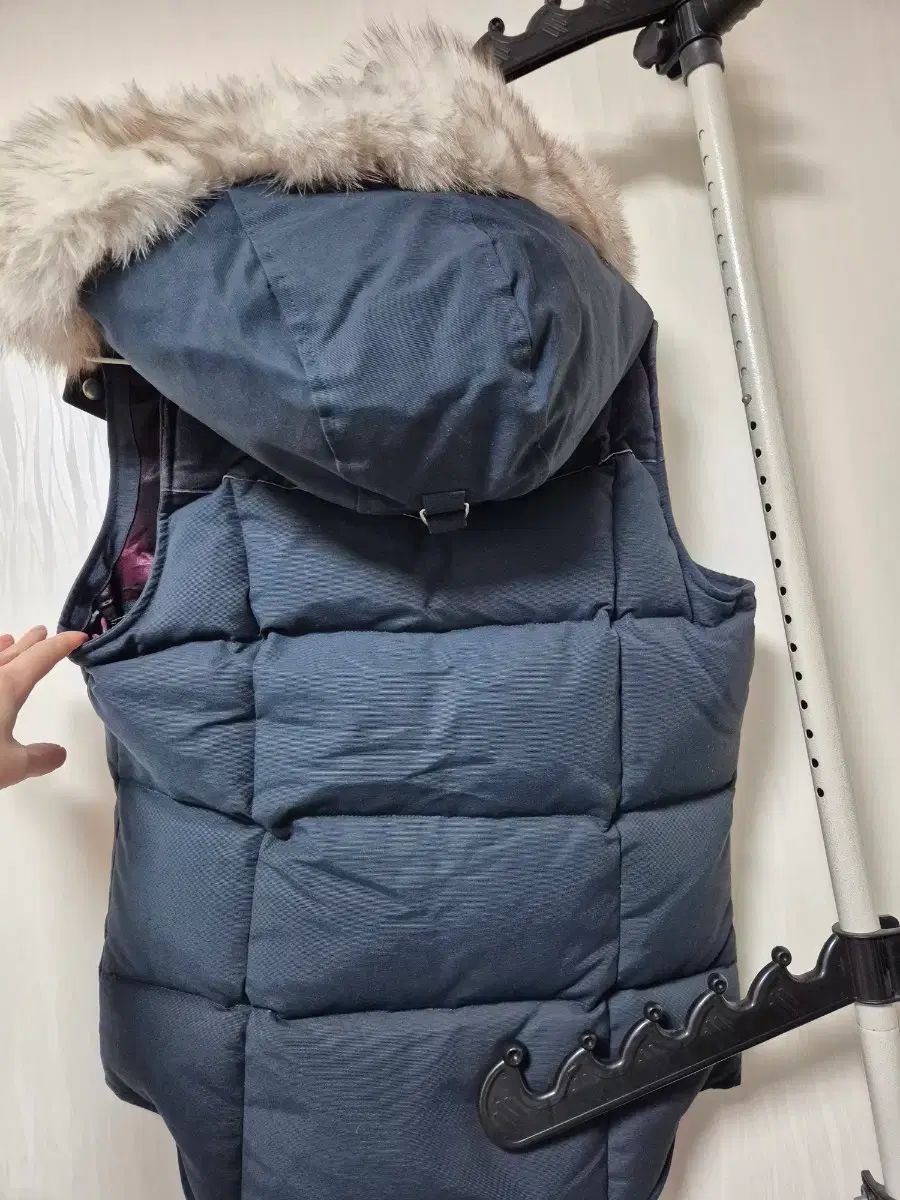 ムースナックルズ ダウン ベスト S