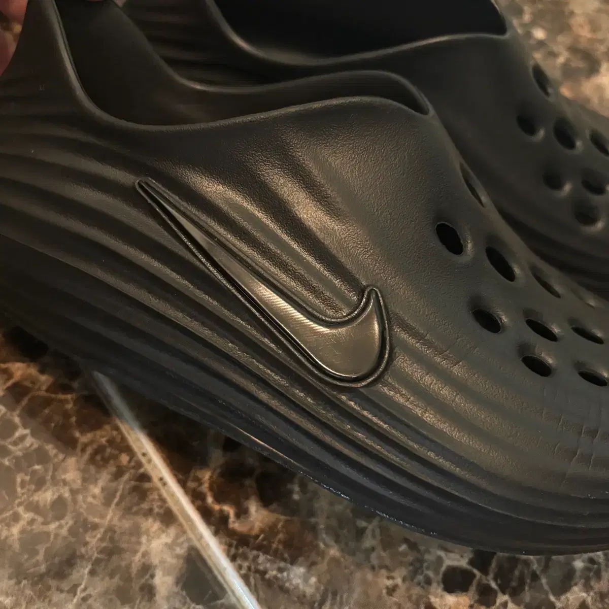 ナイキ W リアクト リージュビネイト 240