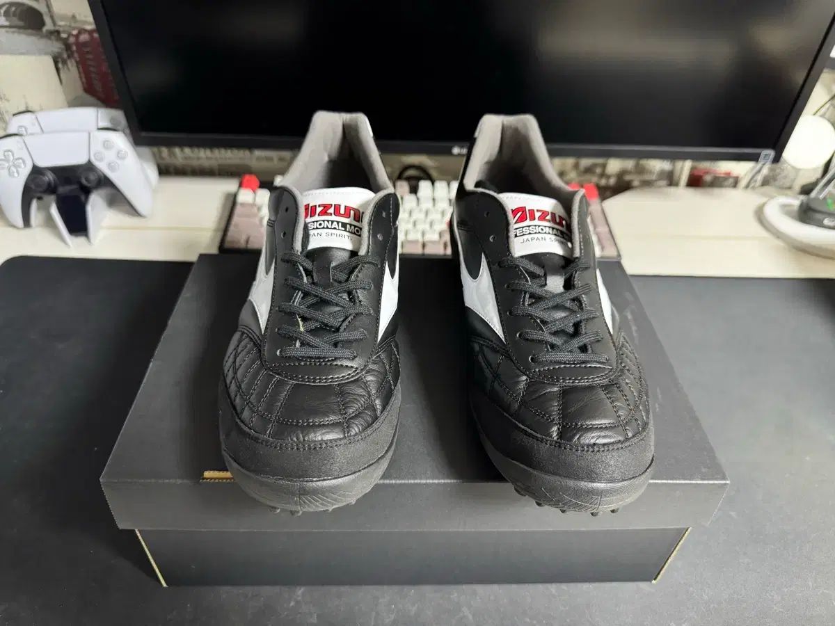 ミズノ モレリア サラ JPN TF 27.5 サイズ