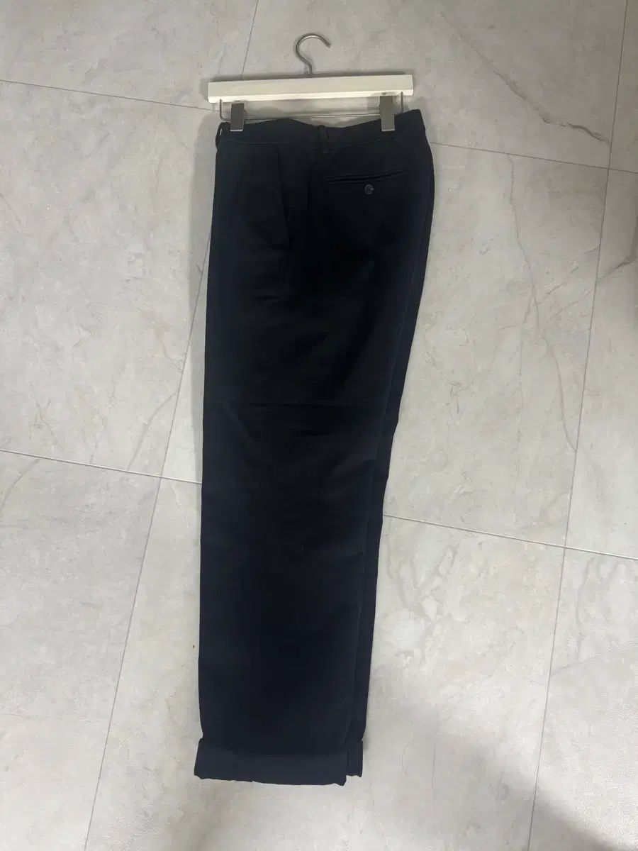 ブギーホリデー チノ パンツ Mサイズ