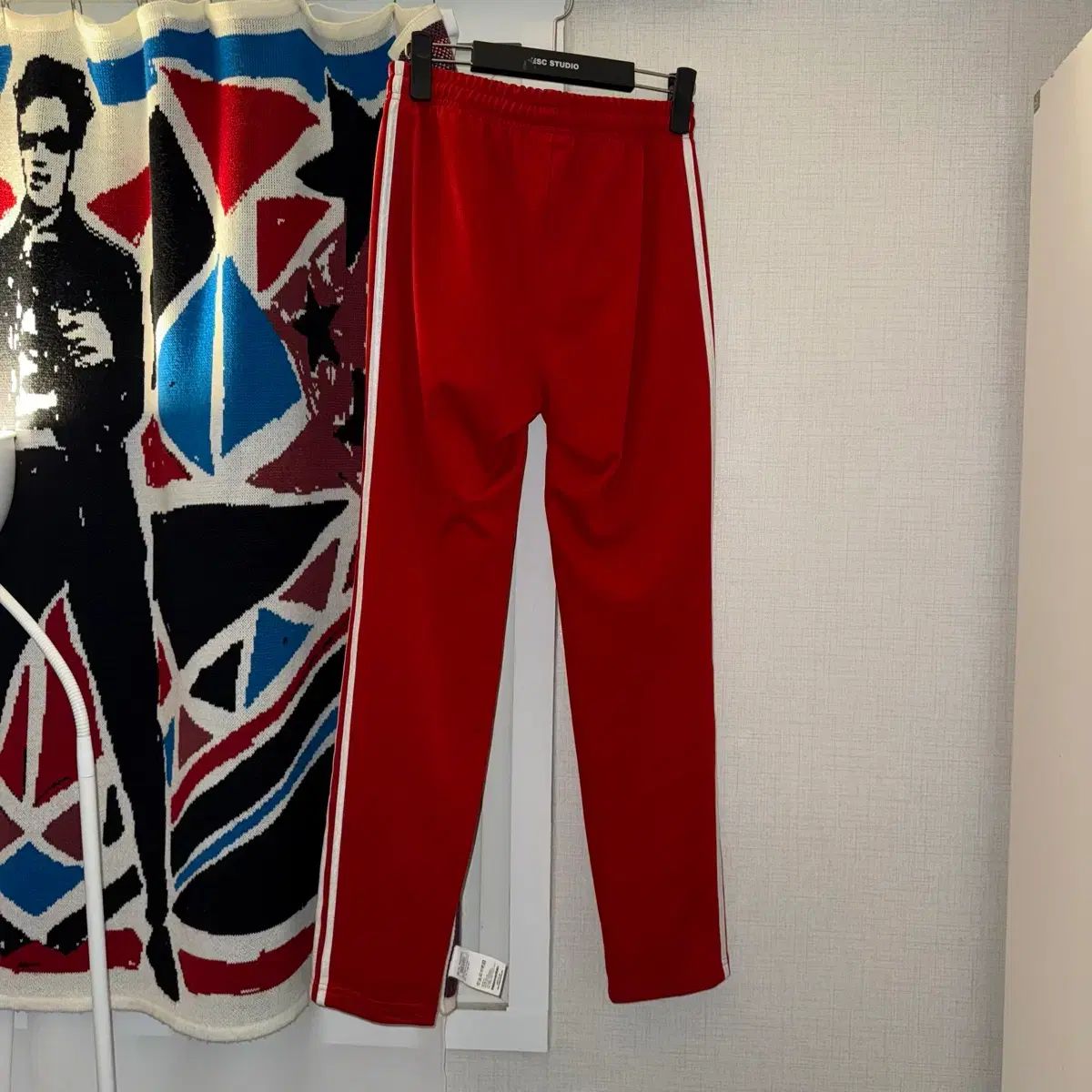 古着 adidas アディダス トラックパンツ ジャージ レッド S adidas アディダス ヨーロッパ トラックパンツ レッド S - メルカリ