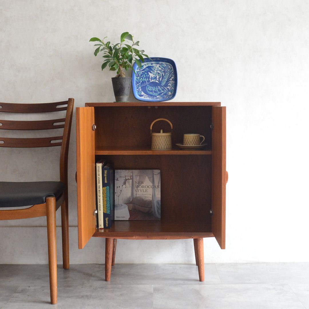 デンマーク 北欧ヴィンテージ domino Mobler チーク キャビネット 北欧
