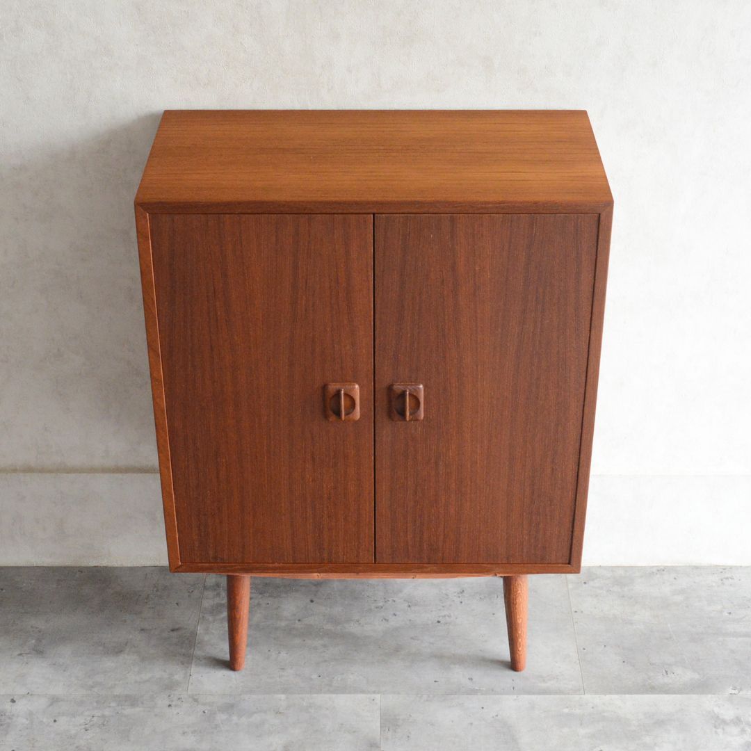 デンマーク 北欧ヴィンテージ domino Mobler チーク キャビネット 北欧