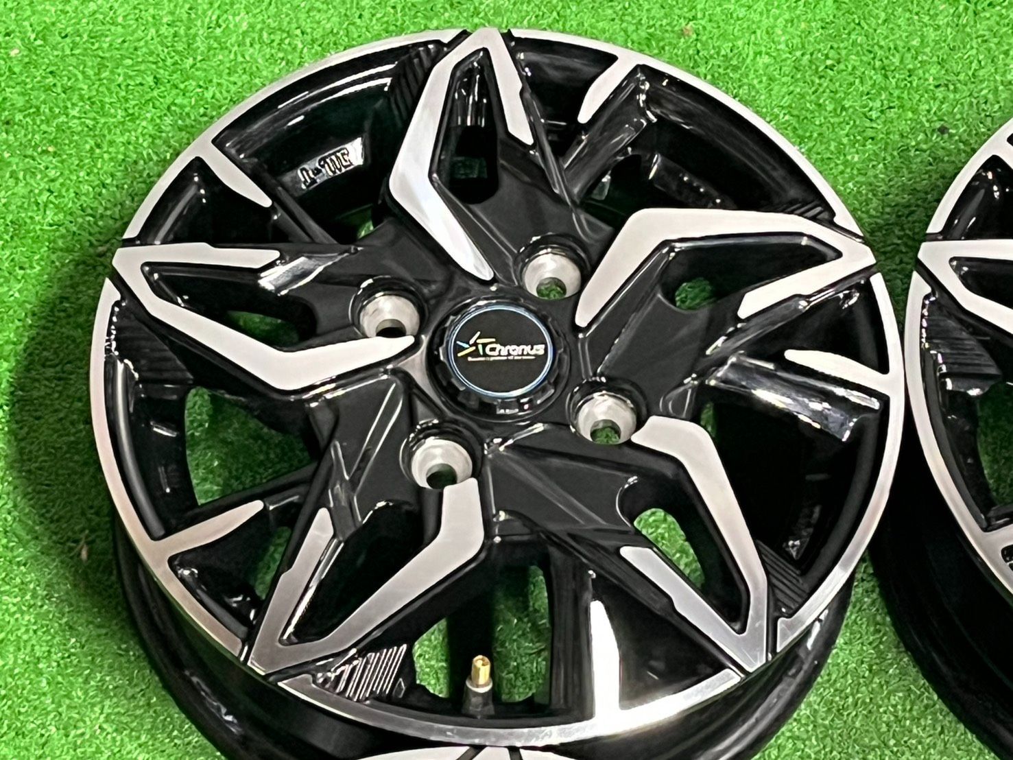  ドレスアップ ホットスタッフ クロノス CH 112 12 in 4 00 B 43 PCD 100 4本セット キャリィ サンバー アクティ ワゴンR ハイゼット 12インチ以下 ホイール