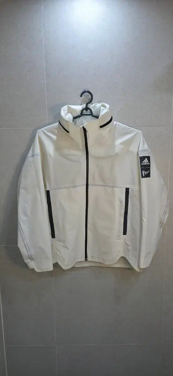 アディダス MYシェルター ウィンドブレーカー ジャケット XL