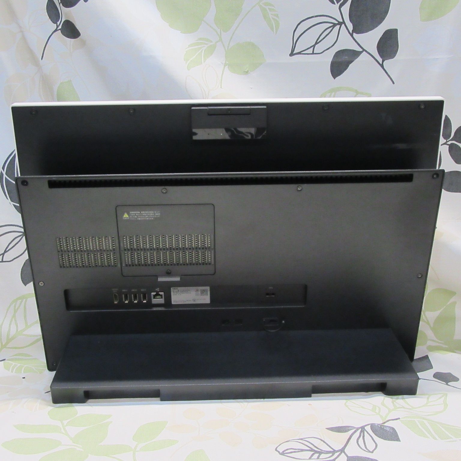 人気の黒Win11公式対応8世代i5/メ16G/SSD+HDD/DVD/HDMI 人気の白Win11公式対応8世代i5/メ16G/SSD+HDD/BD/HDMI - メルカリ