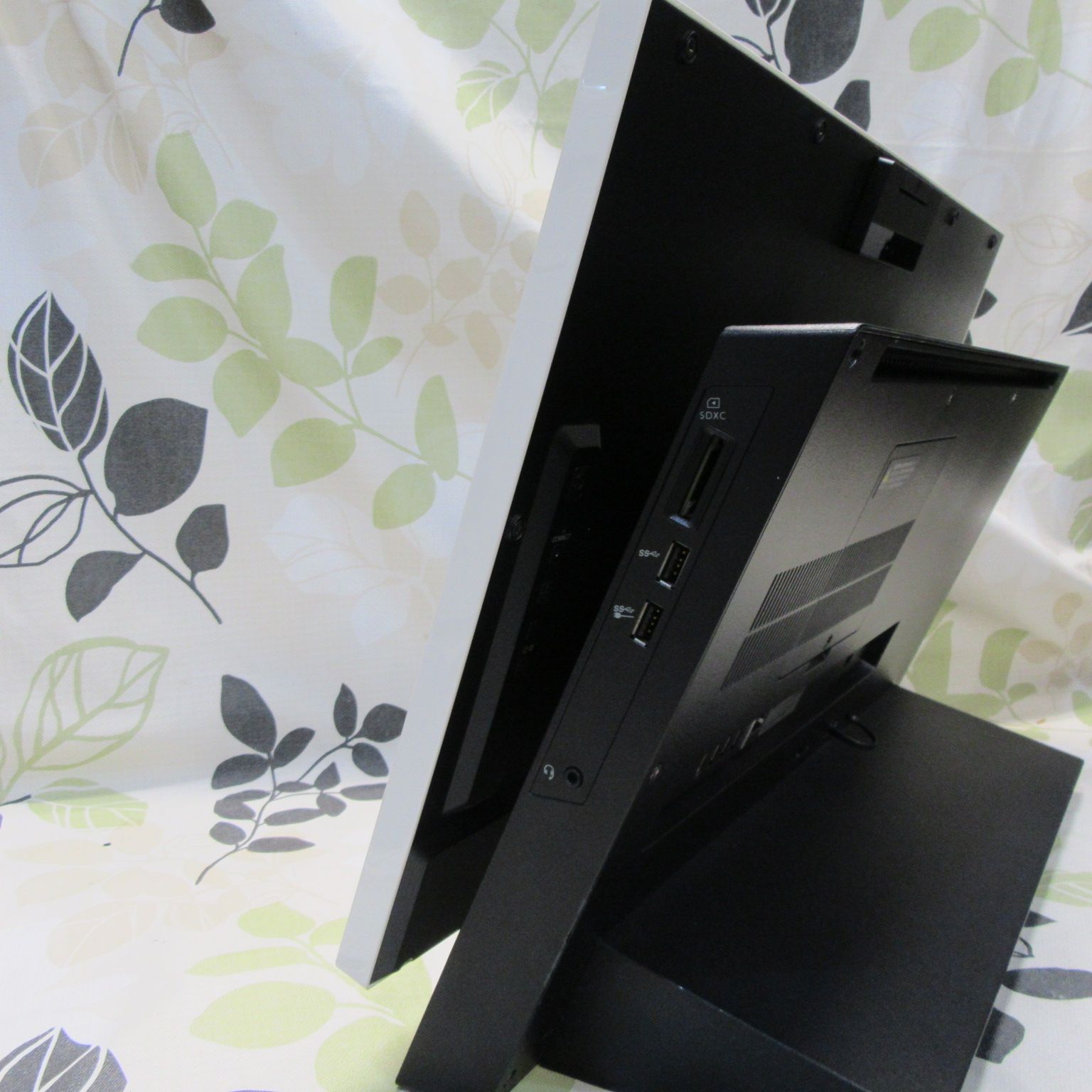 人気の白Win11公式対応8世代i5/メ16G/SSD+HDD/BD/HDMI - メルカリ