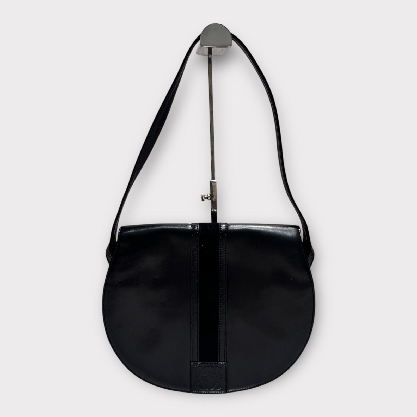 美品！LOEWE ロエベ 本革 サドルバッグ アナグラム ブラック 肩がけ