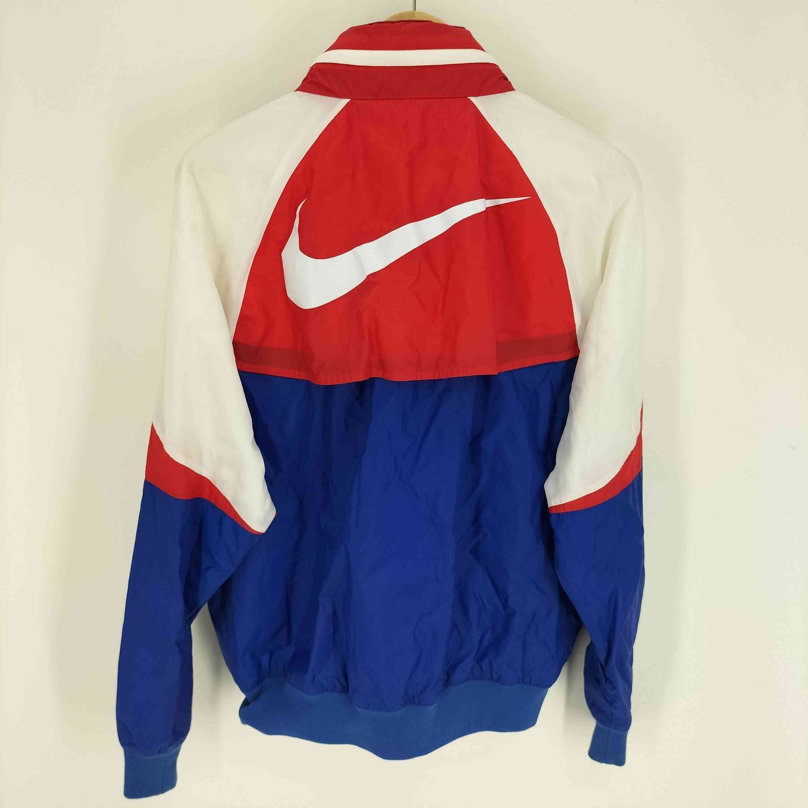 ナイキ　ナイロンジャケット　裏地メッシュ　L　　刺繍スウッシュ　メンズ　ゴルフ ナイキ NIKE スウッシュロゴ刺繍 バックプリント 裏地メッシュ 2WAY