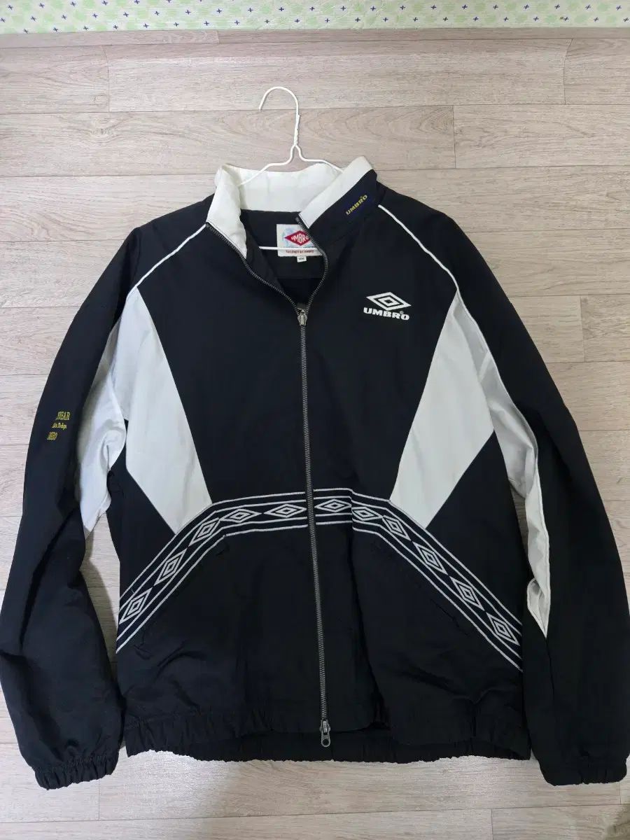 アンブロ ヘリテイジ ウーブン ジャケット