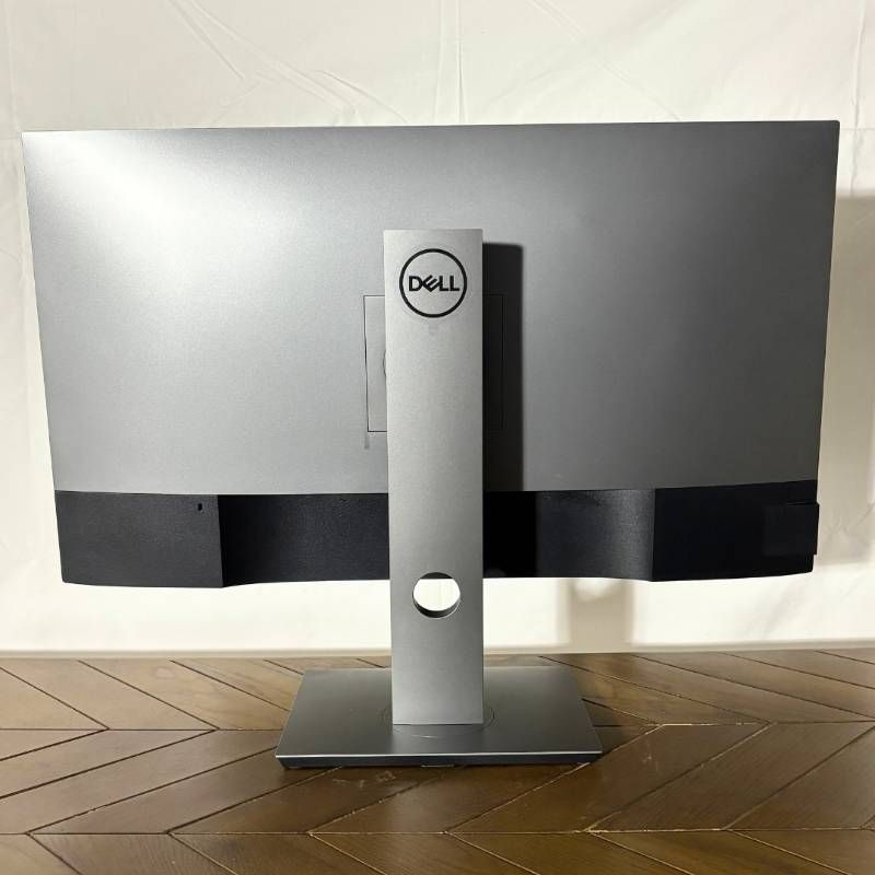 31.5インチ ハイエンド 4K 高画質モニターDELL/デル U3219Q Ultra HD