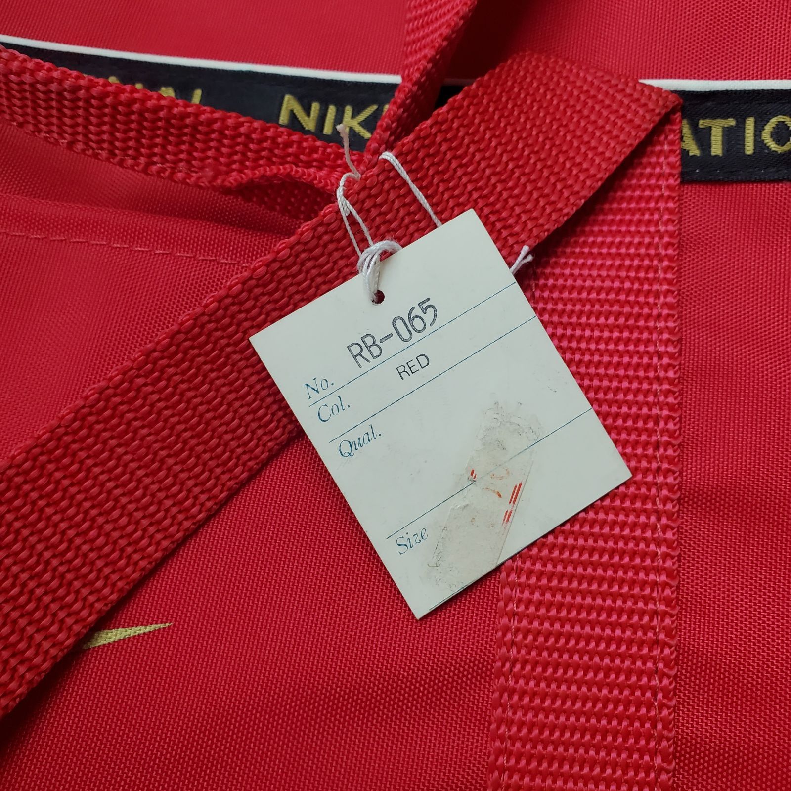 1982年製！ NIKE INTERNATIONAL VINTAGE STYLE ダッフルバッグ (レッド