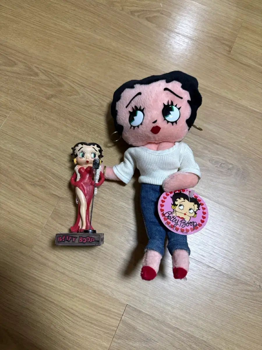 ベティ ブープ ぬいぐるみ + フィギュア セット - メルカリ