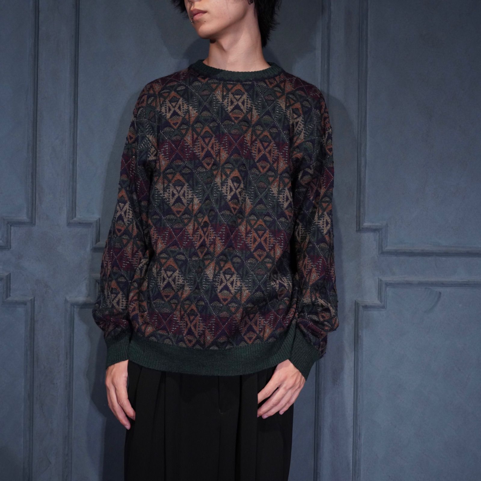 EU VINTAGE TricotsSt Raphael DESIGN 3 D KNIT MADE IN URUGUAY ヨーロッパ古着幾何学柄デザイン3 Dニット