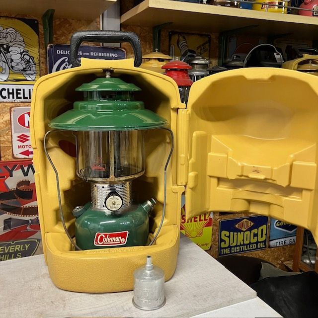 コールマン Coleman ランタン 1971年 228 F ビッグハット クラムシェルケース No 0フューエルファンネル付き