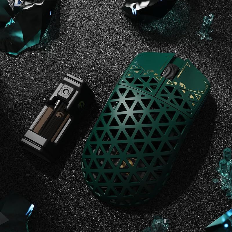  M 5 Ultra カーボンファイバー製無線ゲーミングマウス 超軽量39 g 3 ワイヤレス 8000 hz 2 4 bluetooth USB C Nordic 52840 グリーン 0 周辺機器 Wii