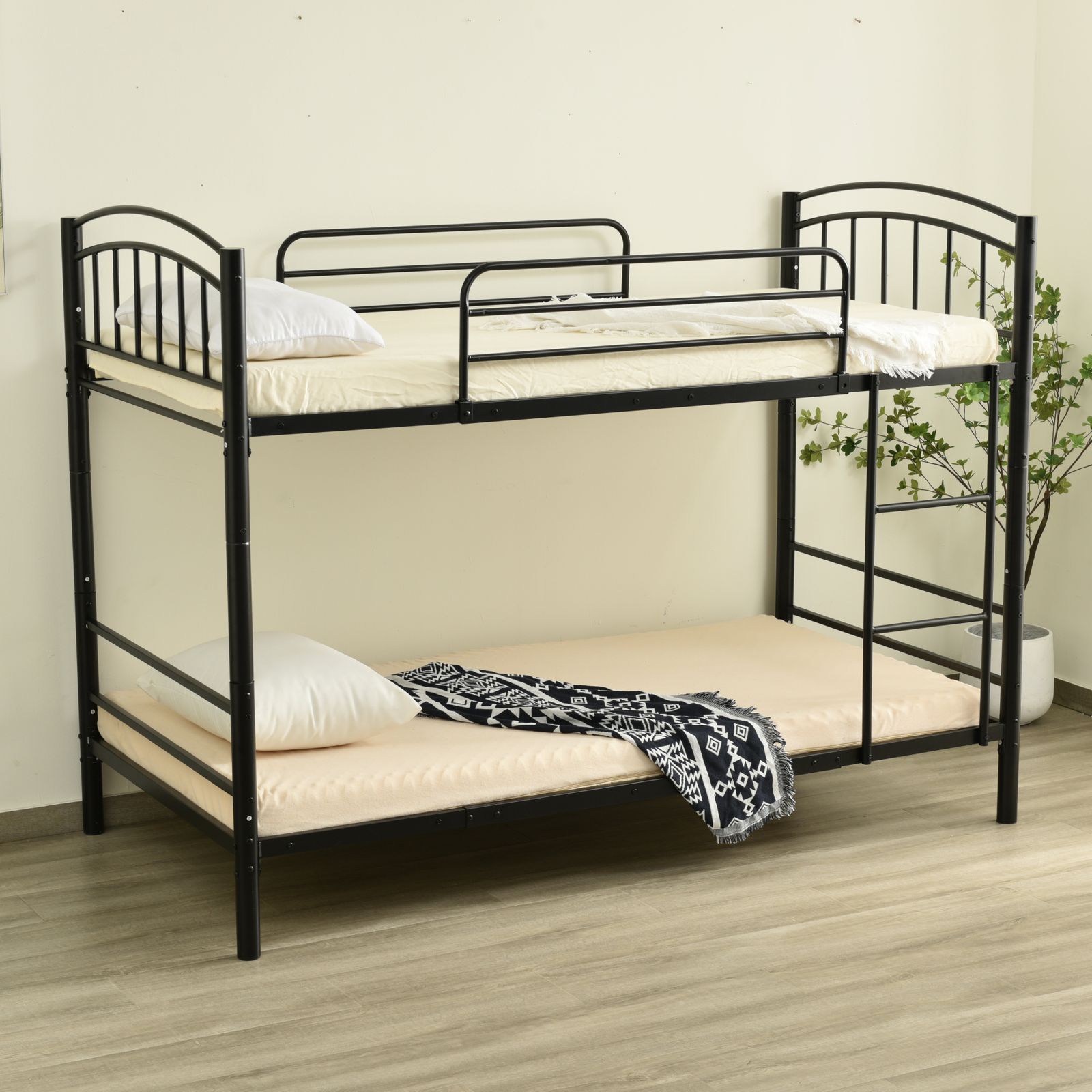 数量限定セール」 【新作】【ブラック】チール 耐震 ベッド シングル