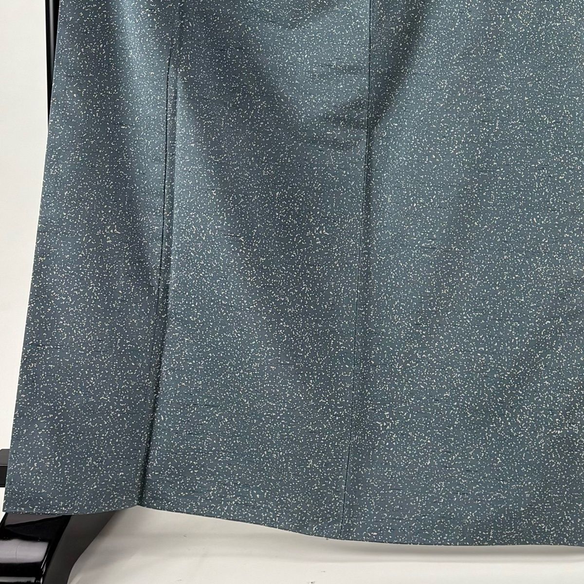 小紋 身丈167 cm 裄丈64.5 M 袷 牛首紬地 証紙 幾何学 青灰色 正絹