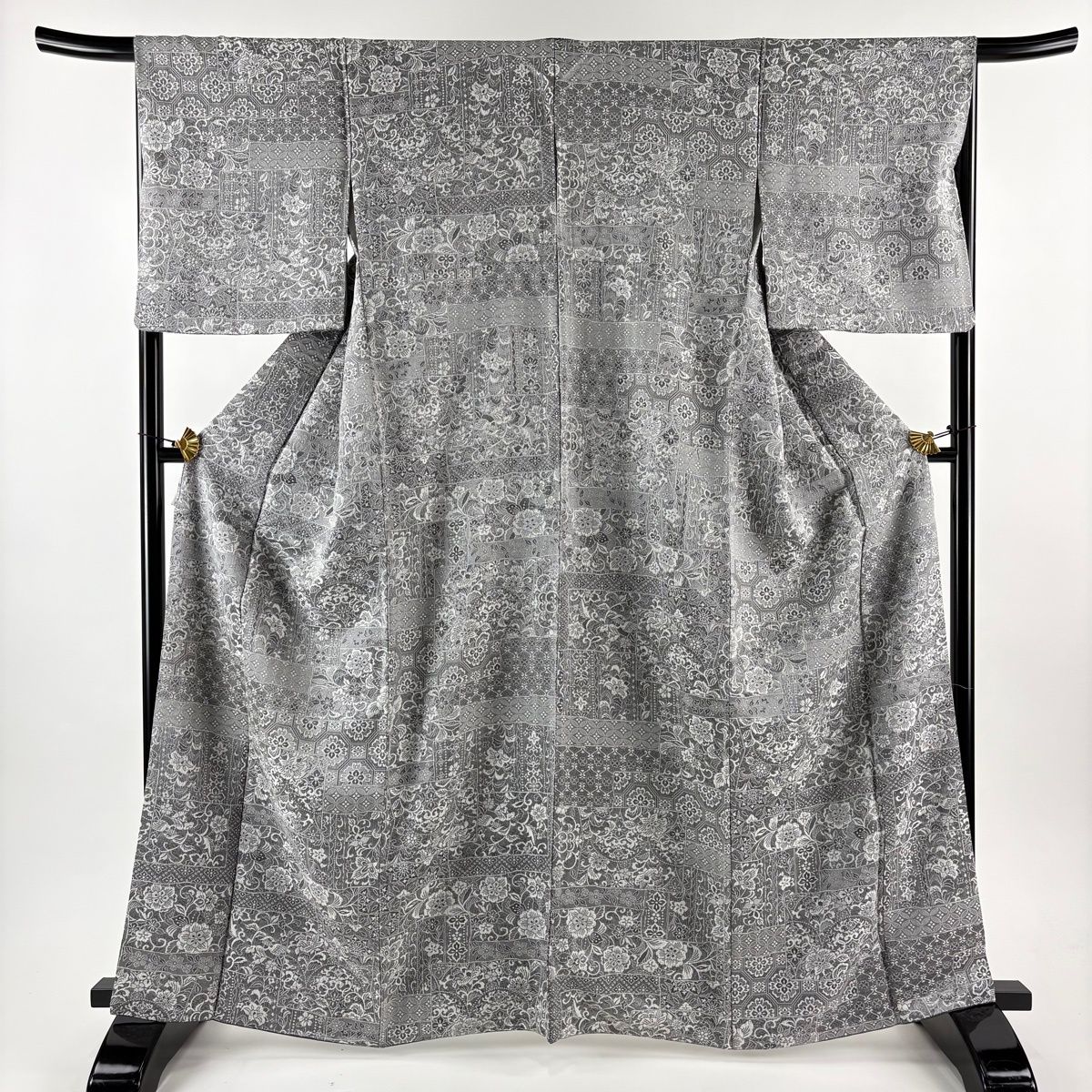小紋 身丈163 cm 裄丈66.5 M 袷 紋意匠 蜀江文 花唐草 灰色 正絹 一つ紋