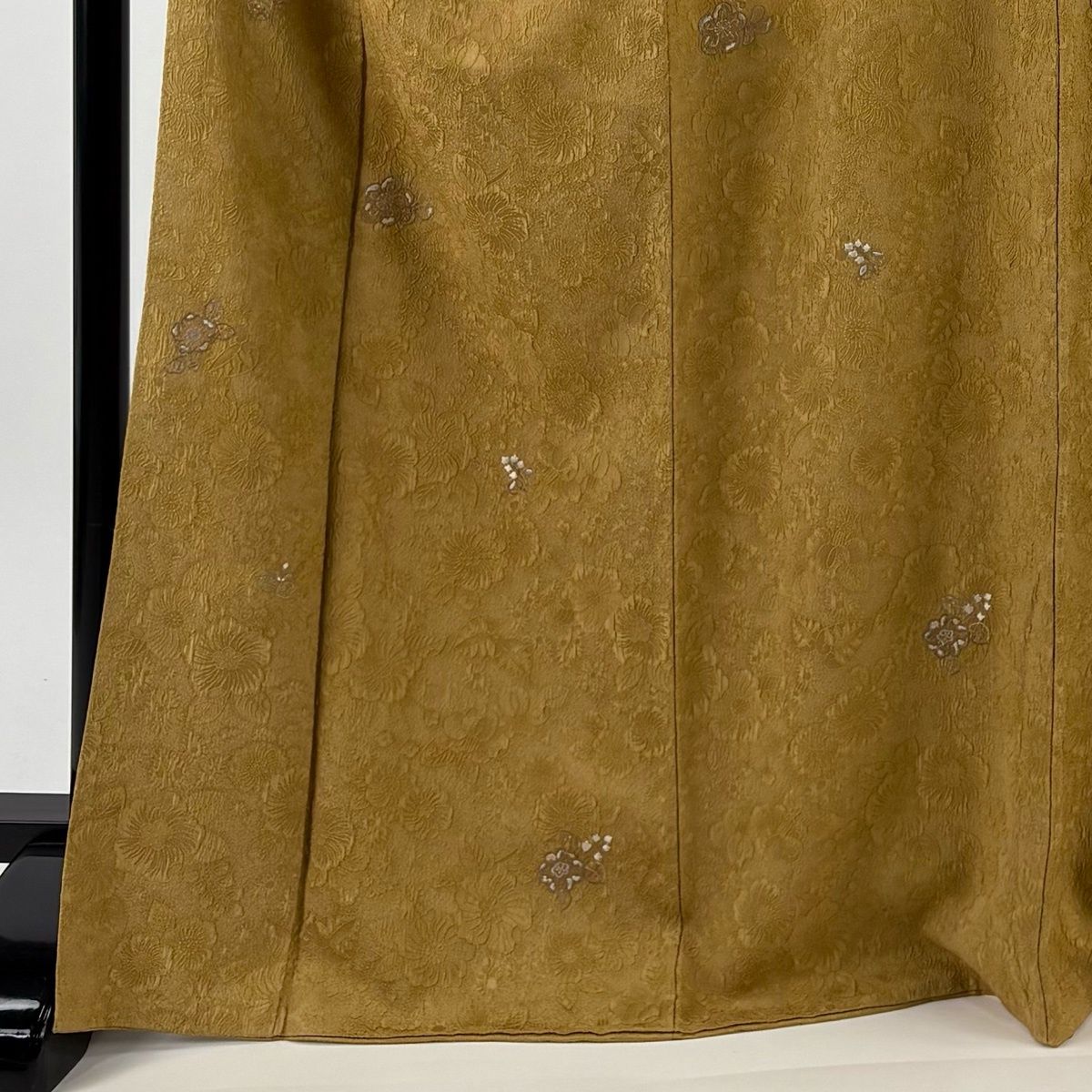 小紋 身丈170 cm 裄丈68 L 袷 辻が花柄 刺繍 黄土色 正絹 秀品 一つ紋