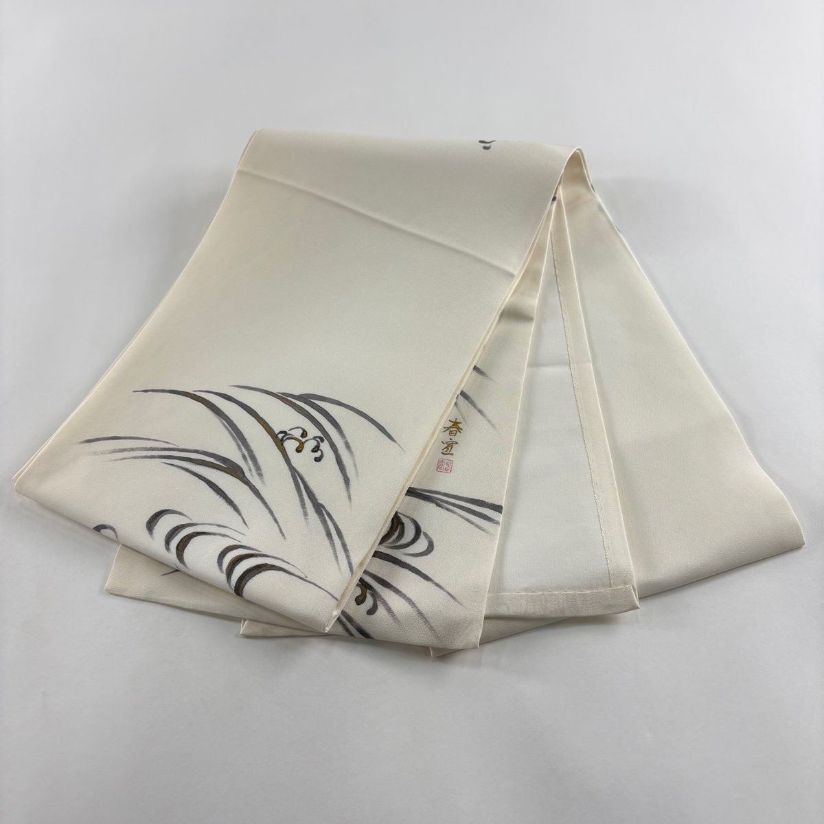 美品】 開き名古屋帯 名品 落款 山科春宣 波頭 金彩 クリーム 正絹