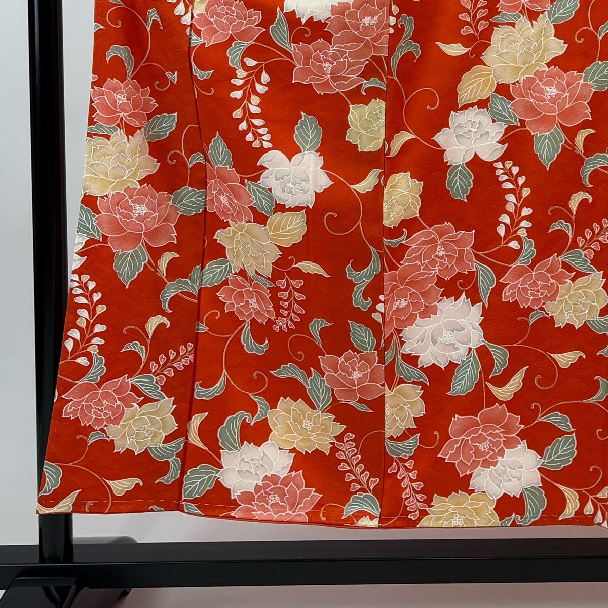 美品】 振袖 身丈155cm 裄丈63cm S 袷 二尺袖 花唐草 オレンジ 正絹 秀 